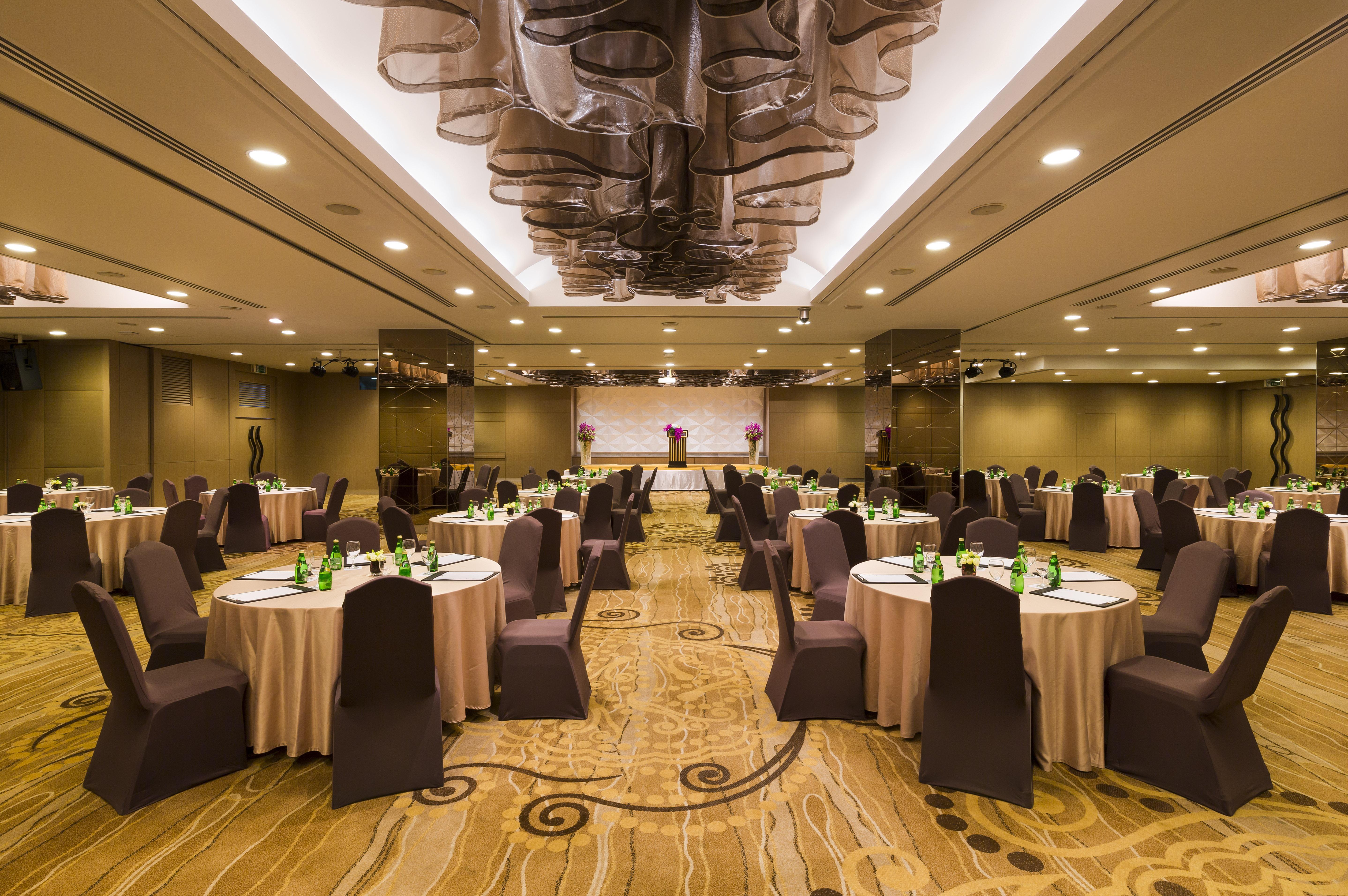 Avani Ratchada Bangkok Exterior photo