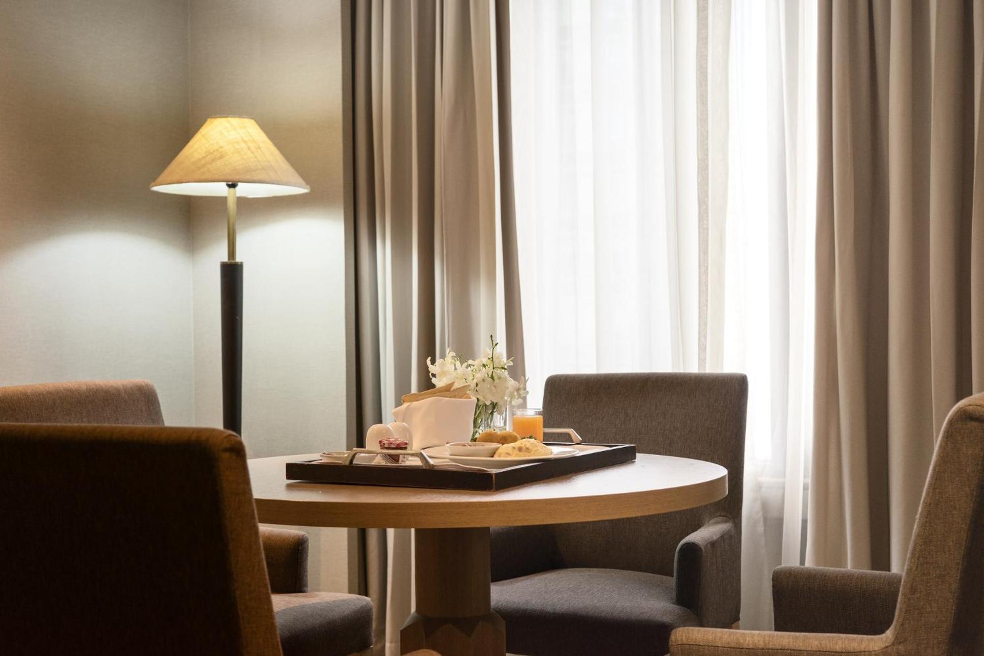 Avani Ratchada Bangkok Room photo